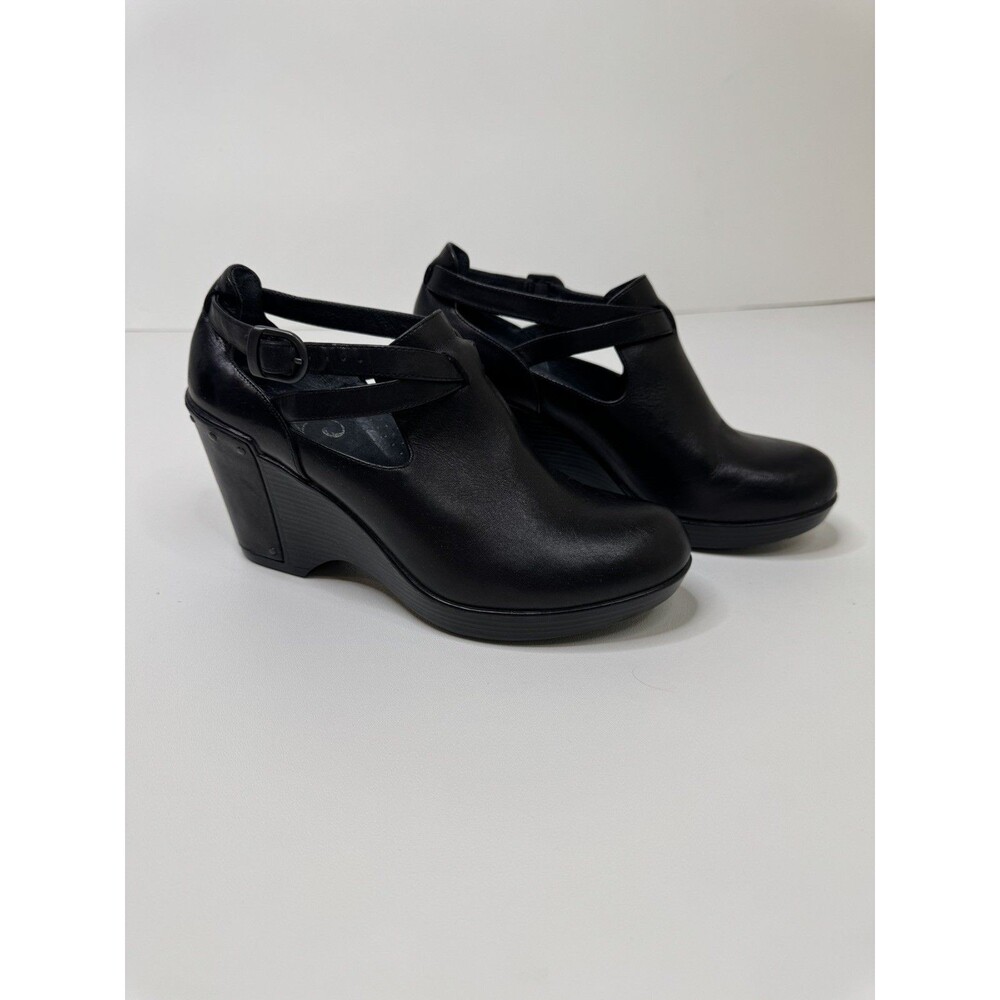 Dansko Womens EU 39 US 8.5-9 Franka Black Leather Buckle Danish Wedge Heels Clog